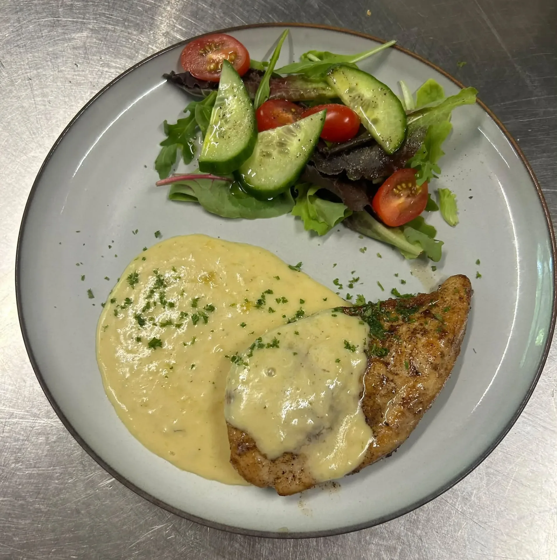 Plat de L'Eperon Restaurant